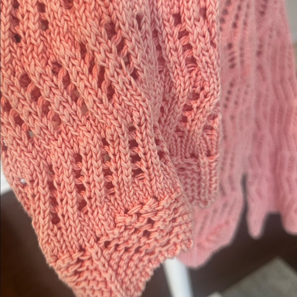 American Eagle Open Knit Pink V-neck Sweater L - Picture 4 of 7